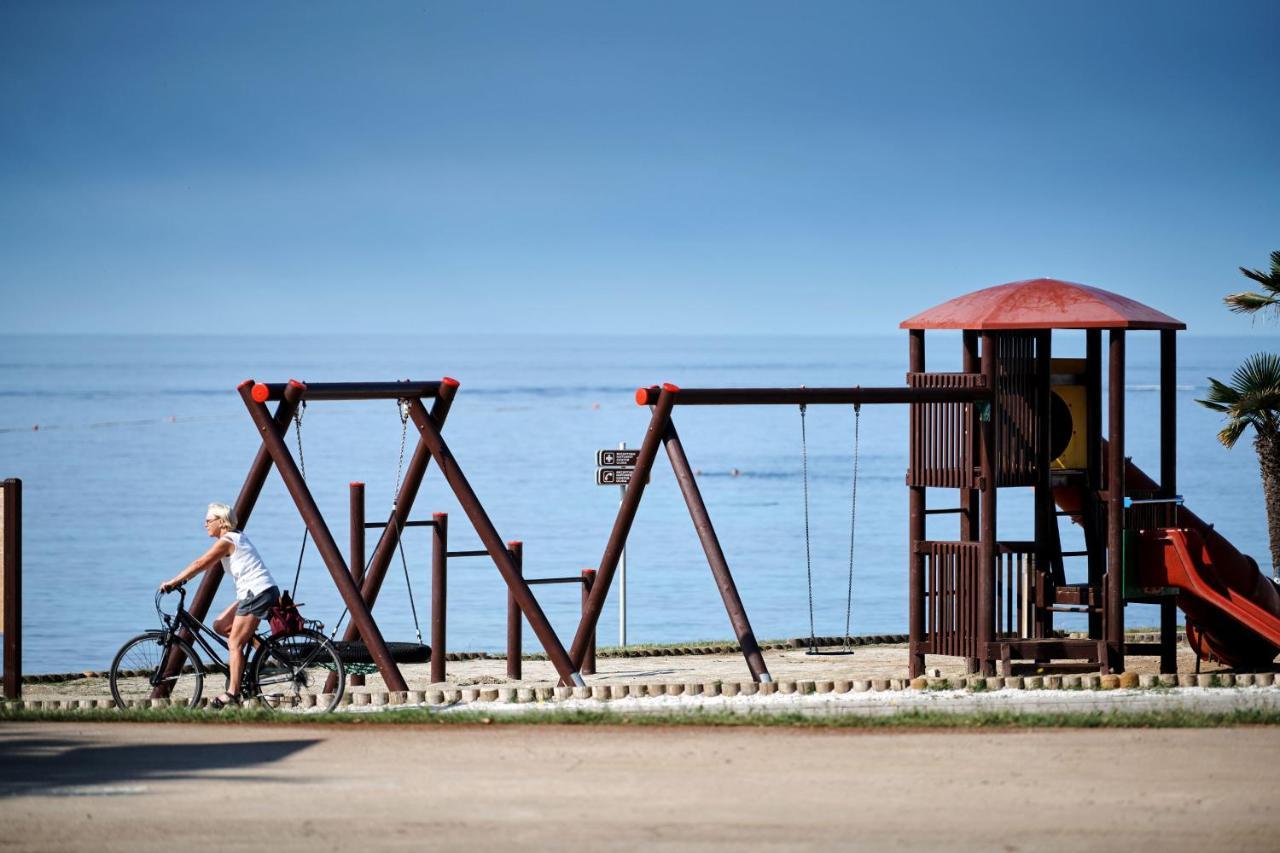 Camping Ulika Mobile Homes - Naturist Červar-Porat Esterno foto