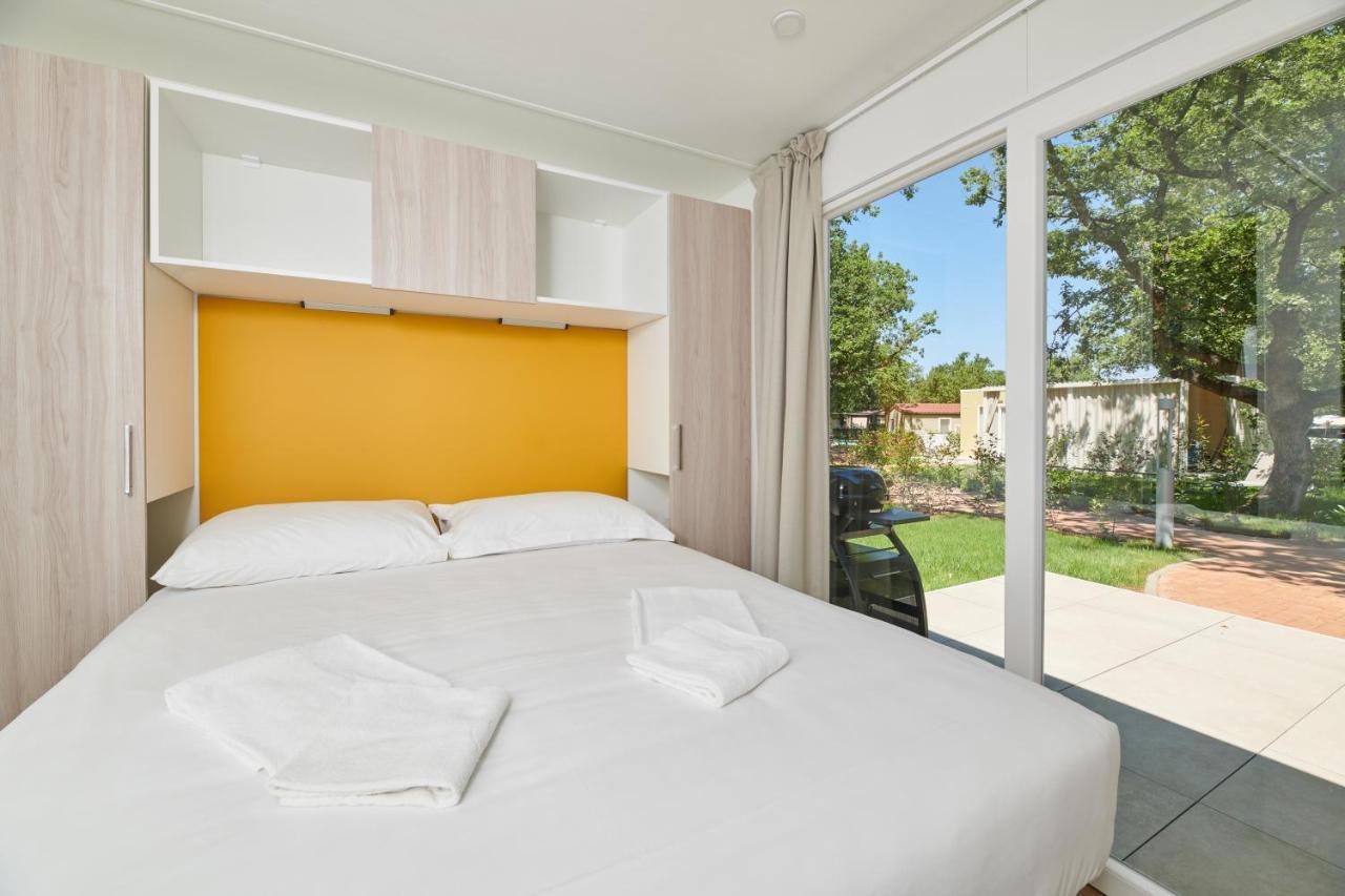 Camping Ulika Mobile Homes - Naturist Červar-Porat Esterno foto