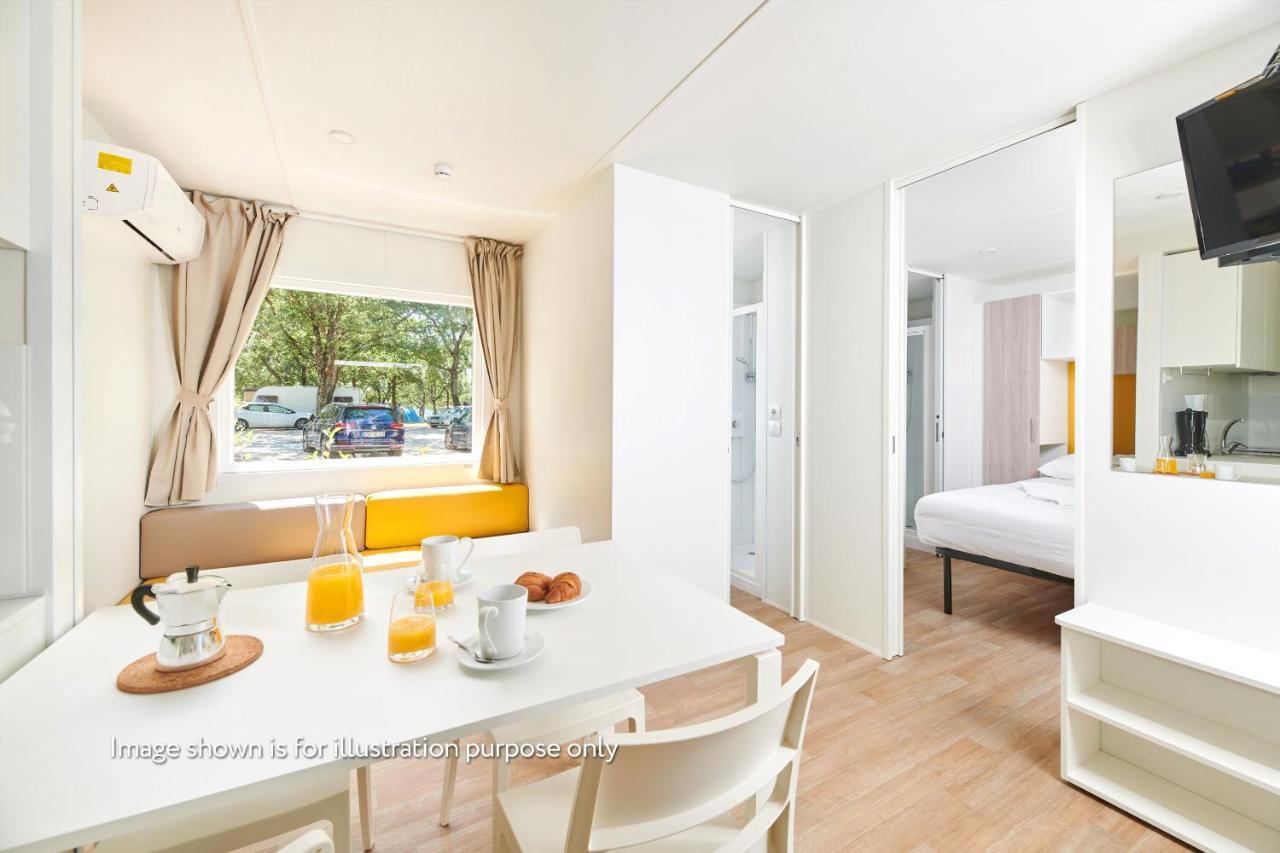 Camping Ulika Mobile Homes - Naturist Červar-Porat Esterno foto
