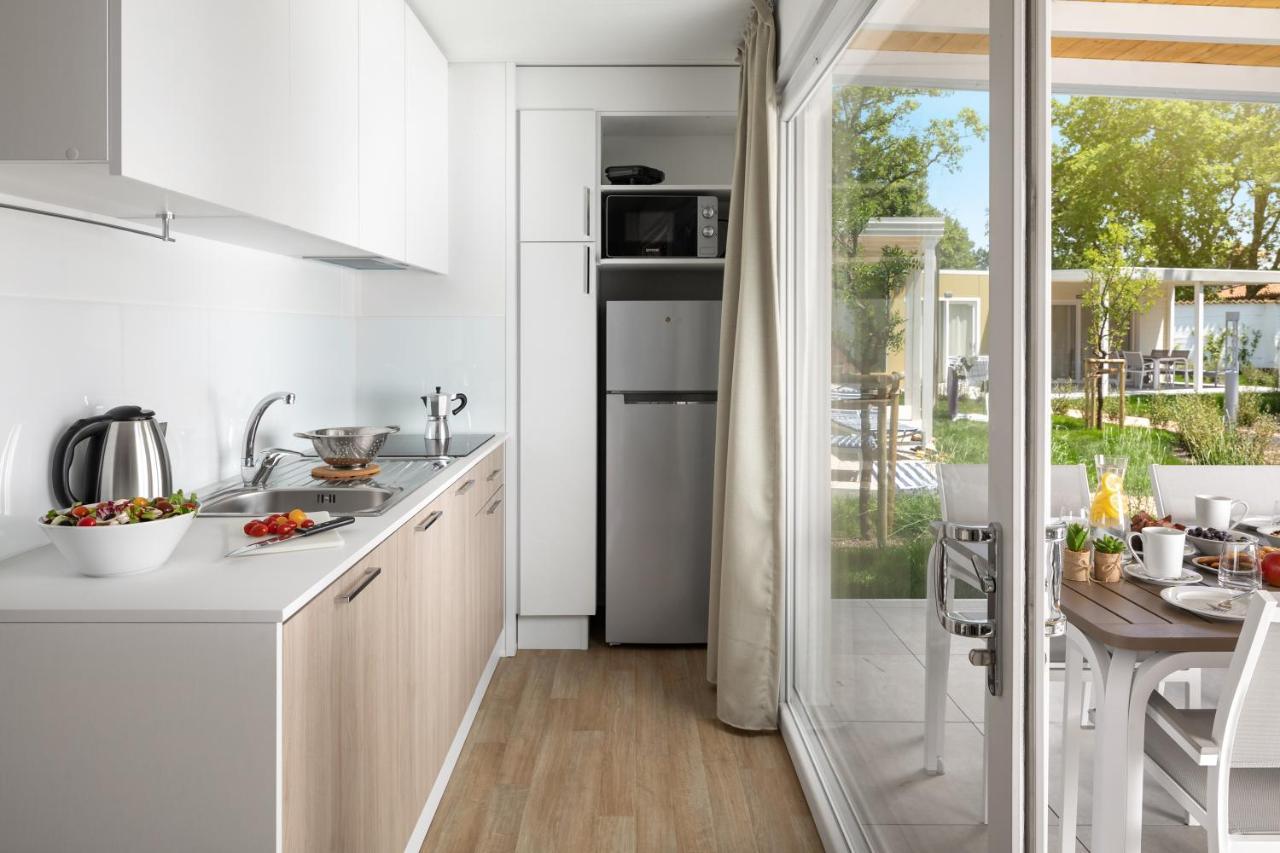 Camping Ulika Mobile Homes - Naturist Červar-Porat Esterno foto